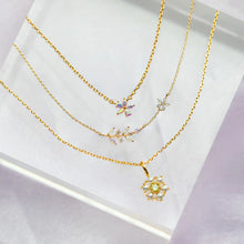 Load image into Gallery viewer, Gardenia Necklace